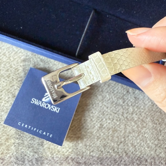 Swarovski leather Bracelet - Picture 4 of 5